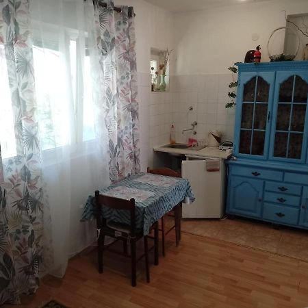 Sun Apartment Tivat Ngoại thất bức ảnh